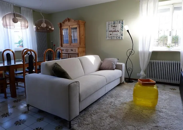 Casa *